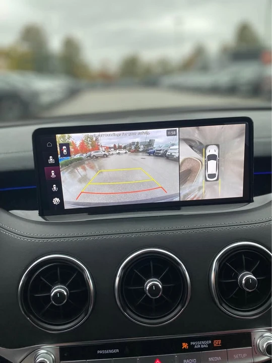 2022 Kia Stinger - Image 18 of 21
