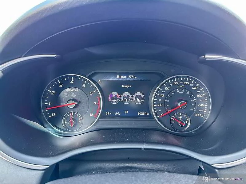 2022 Kia Stinger - Image 11 of 19