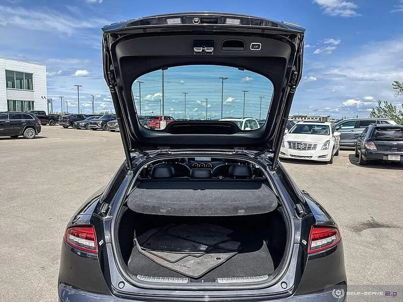 2022 Kia Stinger - Image 18 of 19