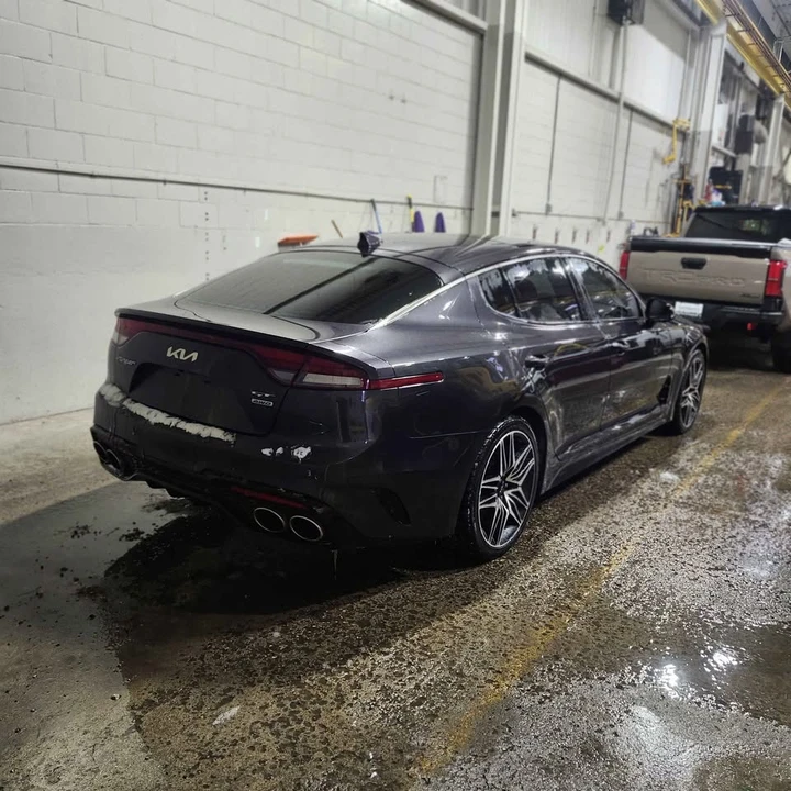 2022 Kia Stinger - Image 3 of 10