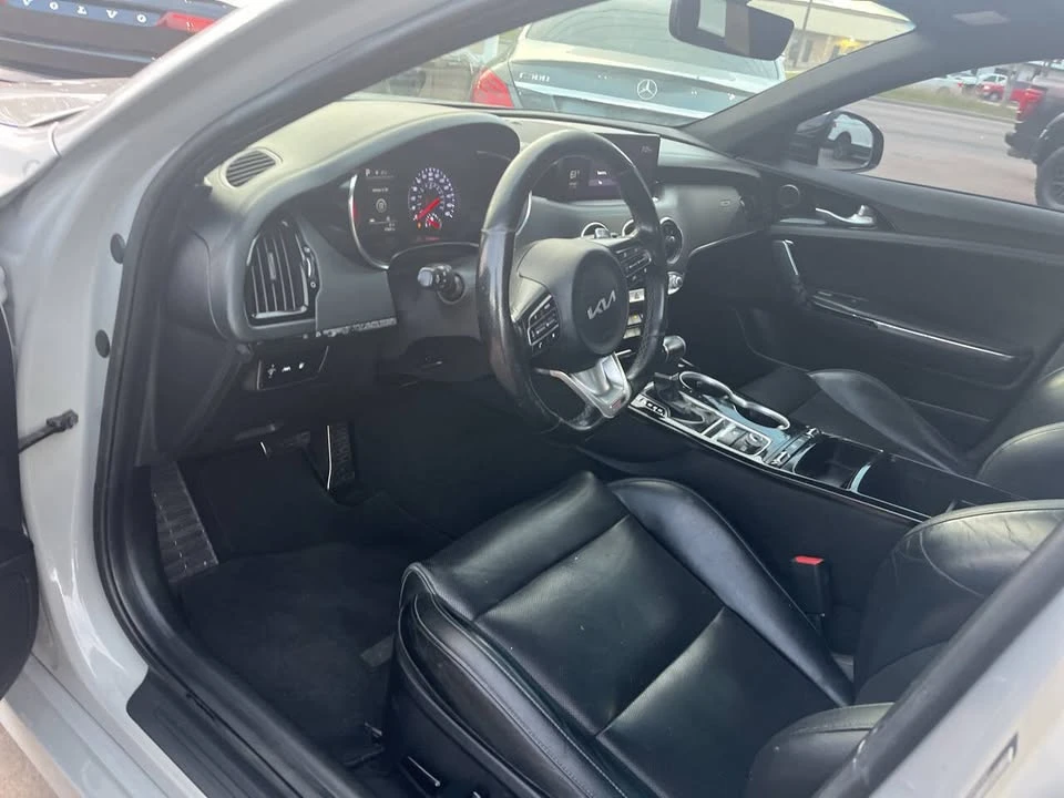 2022 Kia Stinger - Image 11 of 20