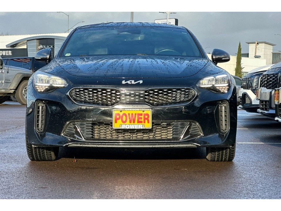 2022 Kia Stinger - Image 9 of 10