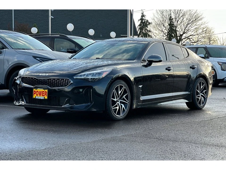 2022 Kia Stinger - Image 8 of 10