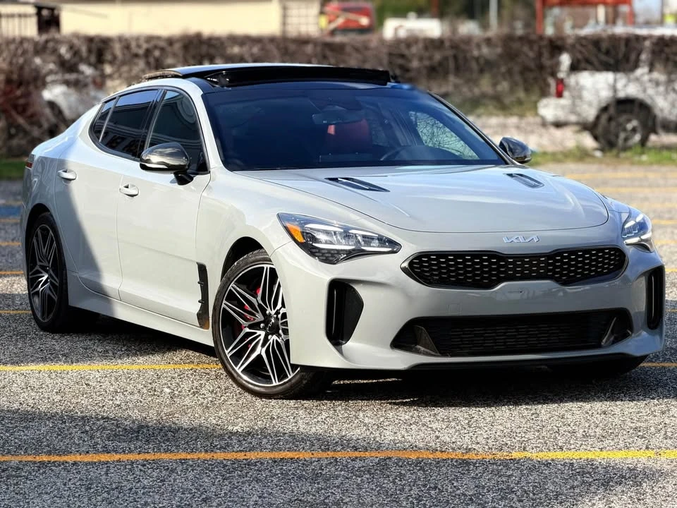 2022 Kia Stinger - Image 13 of 14