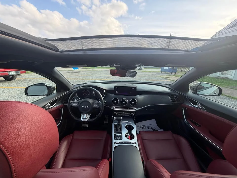 2022 Kia Stinger - Image 12 of 14