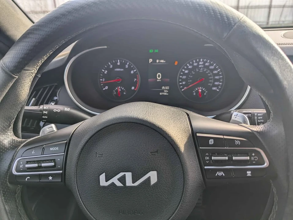 2022 Kia Stinger - Image 18 of 20