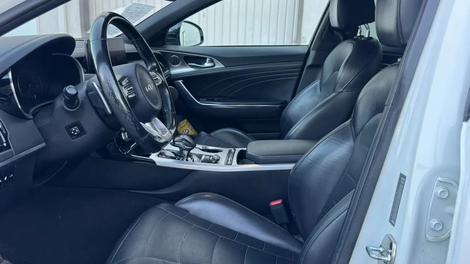 2022 Kia Stinger - Image 14 of 20
