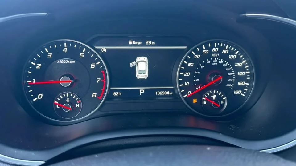 2022 Kia Stinger - Image 16 of 20
