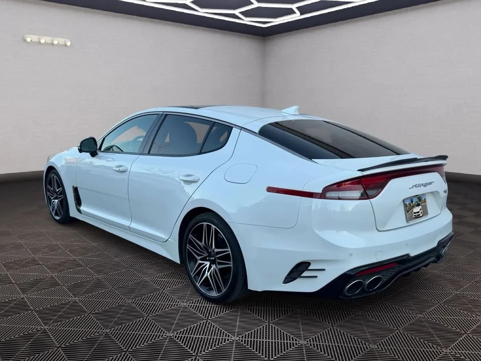2022 Kia Stinger - Image 5 of 20