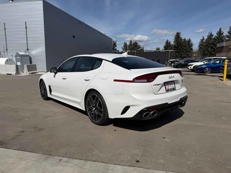 2022 Kia Stinger - Image 6 of 17