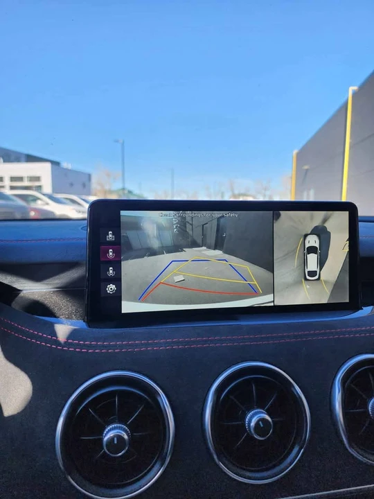 2022 Kia Stinger - Image 15 of 17