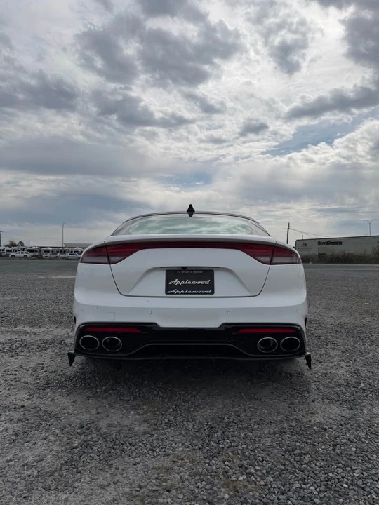 2022 Kia Stinger - Image 5 of 12