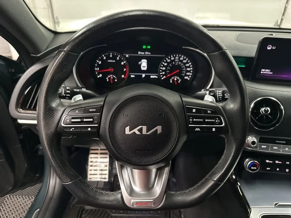 2022 Kia Stinger - Image 14 of 20
