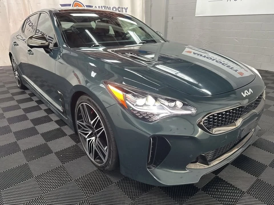 2022 Kia Stinger - Image 2 of 20