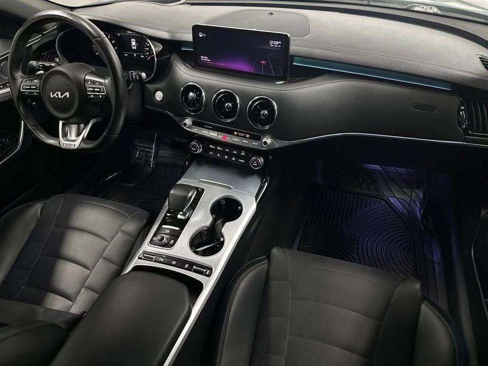 2022 Kia Stinger - Image 12 of 20
