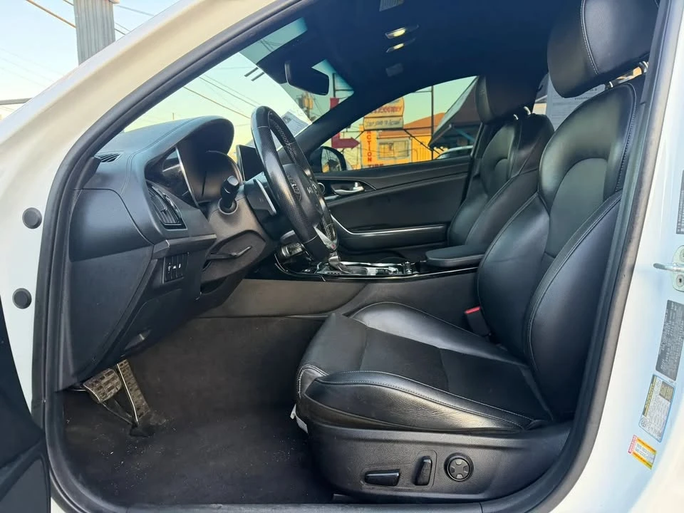 2022 Kia Stinger - Image 18 of 20