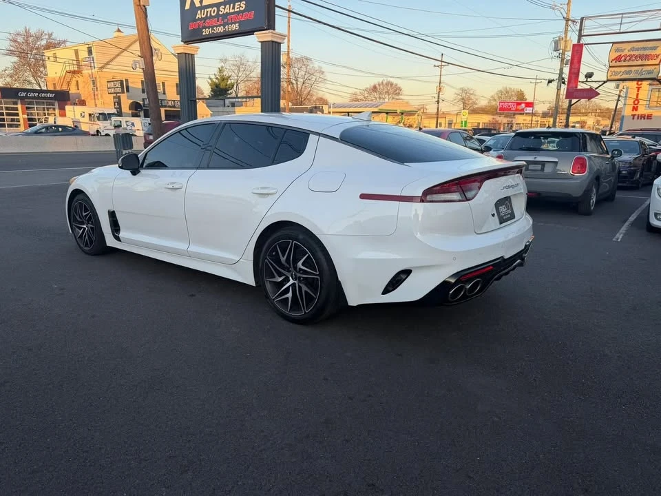 2022 Kia Stinger - Image 5 of 20