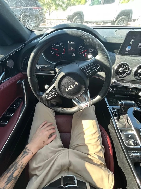 2022 Kia Stinger - Image 5 of 5
