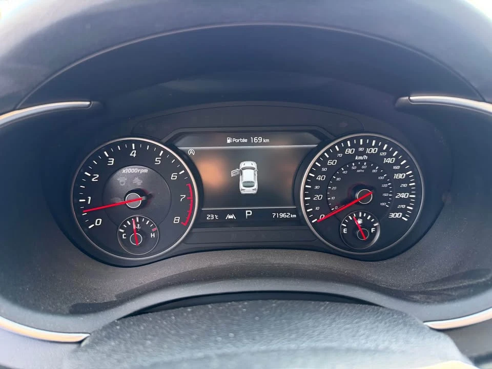 2022 Kia Stinger - Image 5 of 5