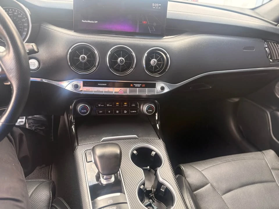 2022 Kia Stinger - Image 12 of 12