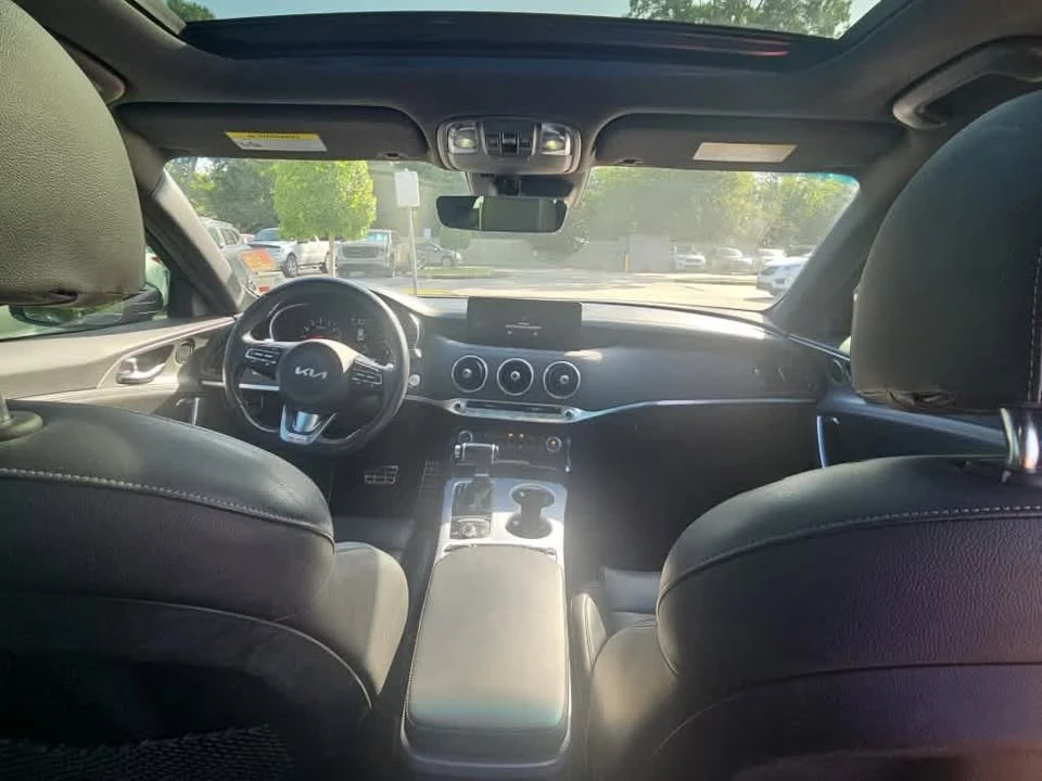 2022 Kia Stinger - Image 12 of 20
