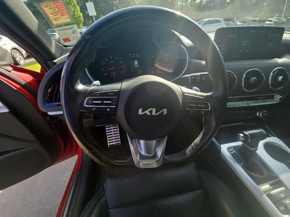 2022 Kia Stinger - Image 17 of 20