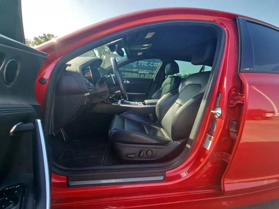 2022 Kia Stinger - Image 16 of 20