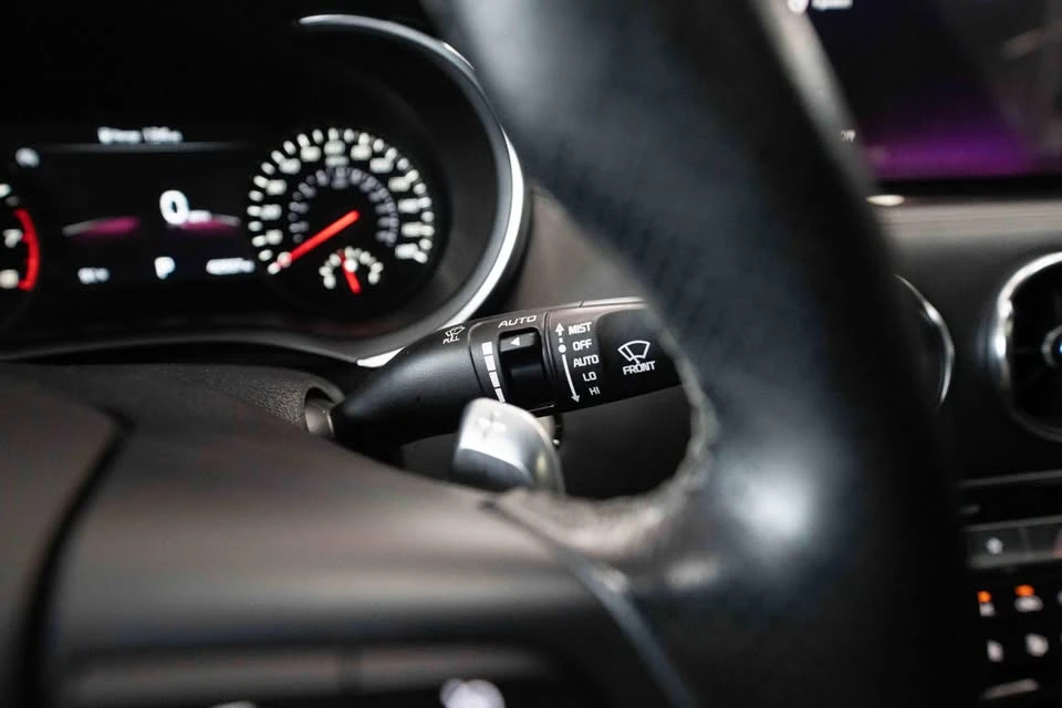 2022 Kia Stinger - Image 14 of 20