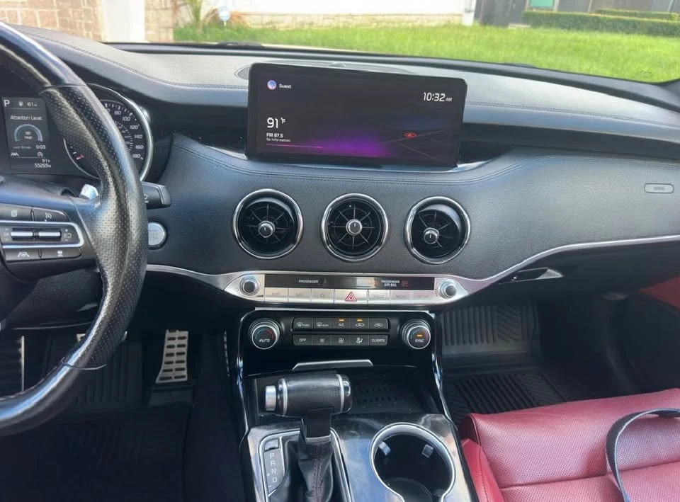 2022 Kia Stinger - Image 10 of 11