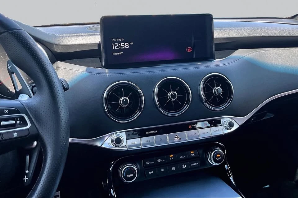2022 Kia Stinger GT - Image 6 of 16