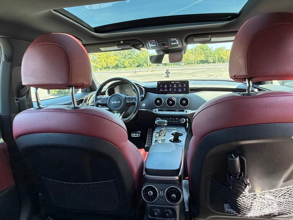 2022 Kia Stinger GT - Image 11 of 14
