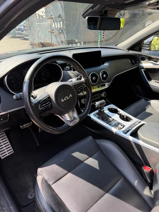 2022 Kia Stinger GT - Image 6 of 8