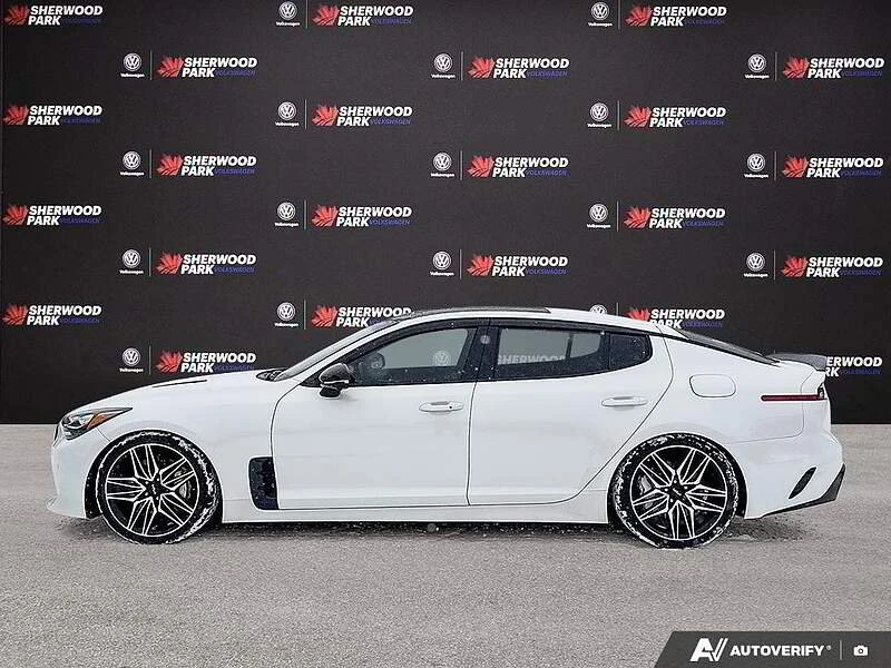 2022 Kia Stinger GT - Image 2 of 17