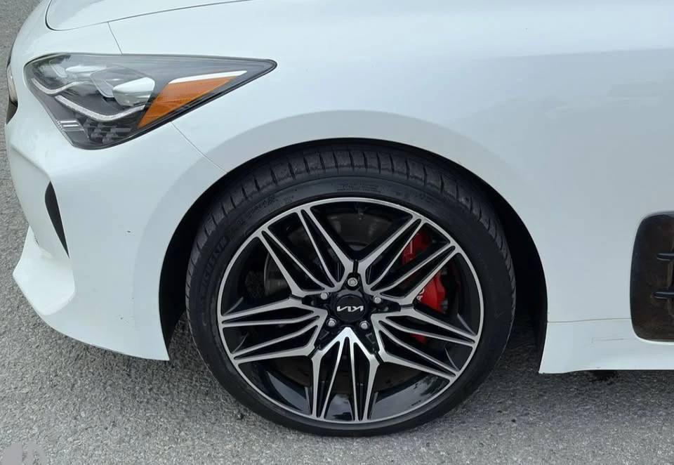 2022 Kia Stinger GT - Image 12 of 12