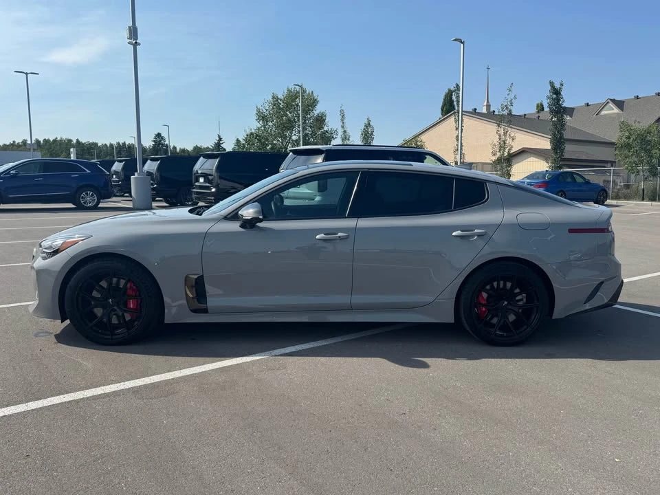 2022 Kia Stinger GT - Image 4 of 18