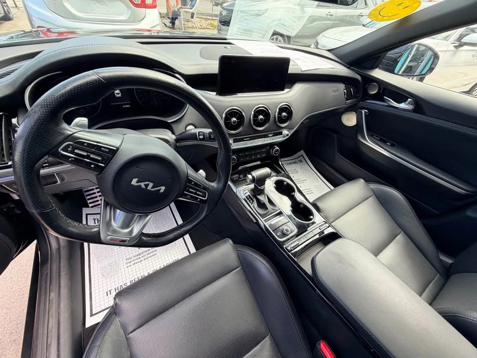 2022 Kia Stinger - Image 7 of 16