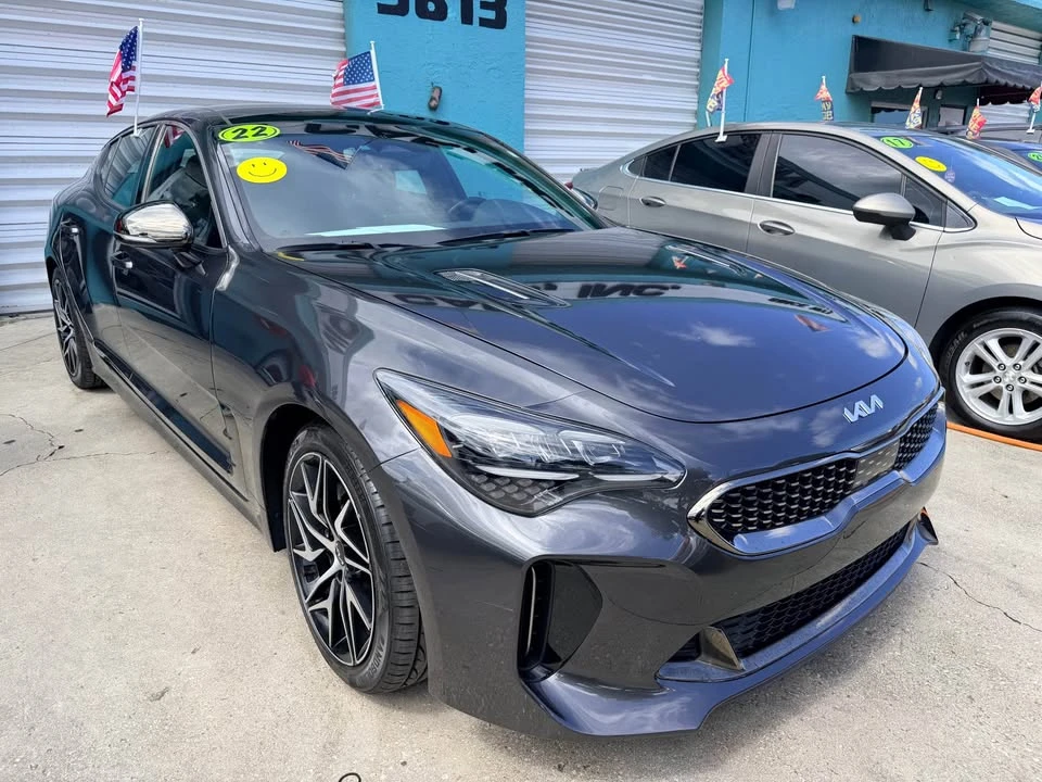 2022 Kia Stinger - Image 2 of 16