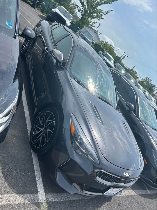 2022 Kia Stinger - Image 3 of 8