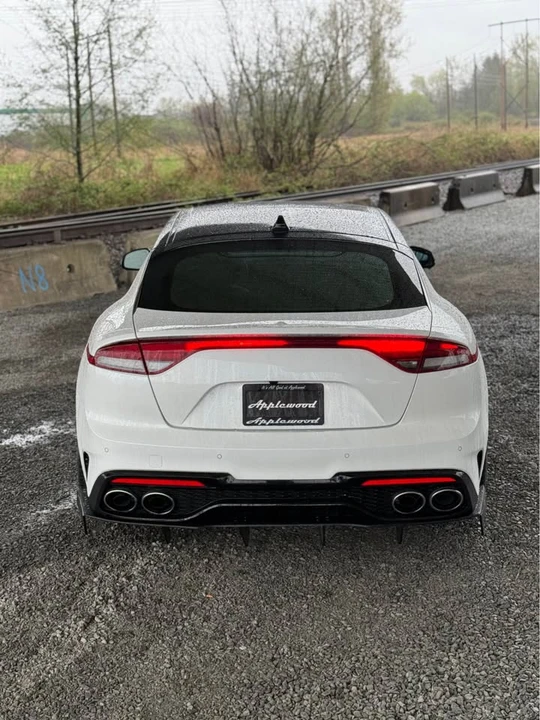 2022 Kia Stinger GT - Image 7 of 17