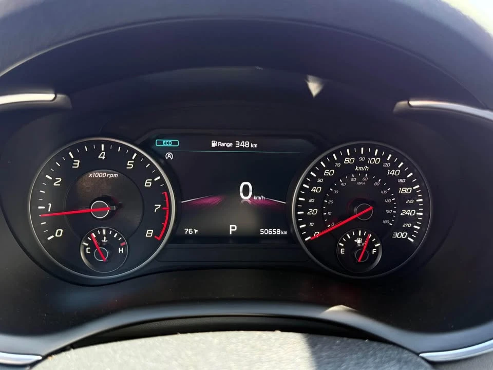 2022 Kia Stinger GT - Image 15 of 17