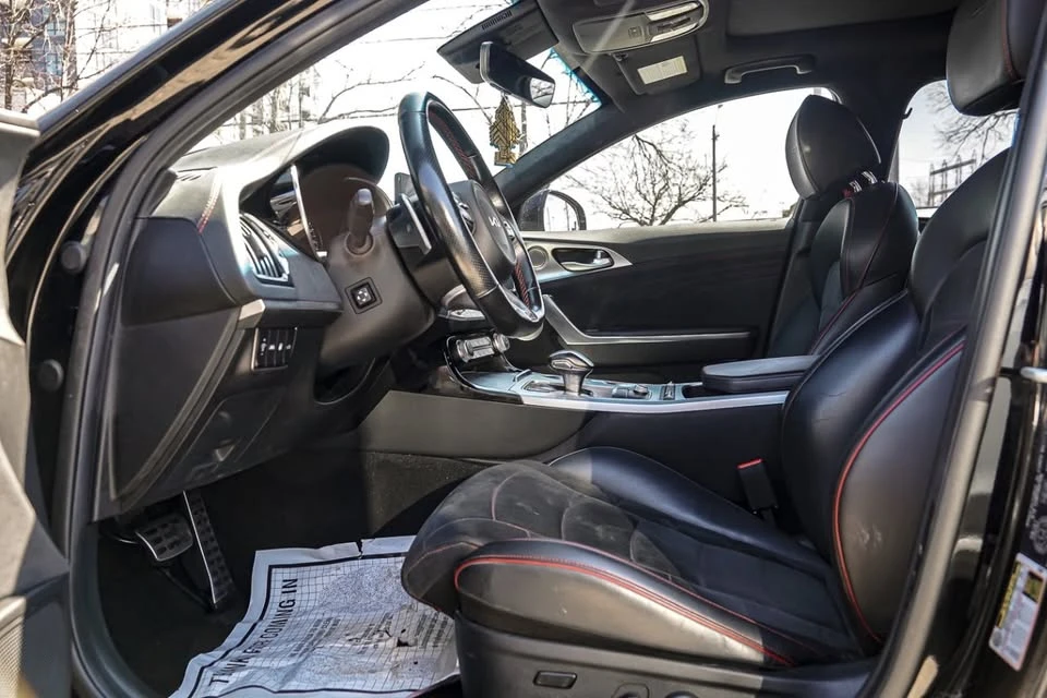 2022 Kia Stinger GT - Image 7 of 18