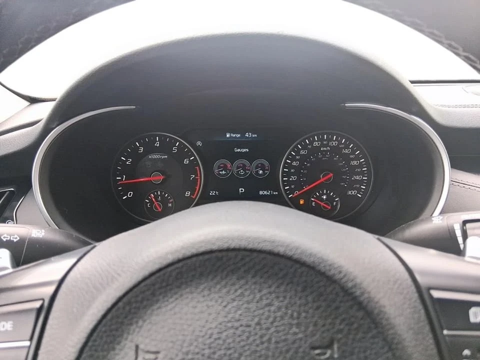 2022 Kia Stinger GT - Image 8 of 13