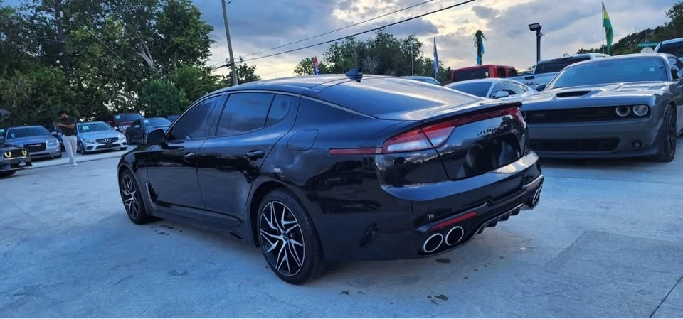 2022 Kia Stinger - Image 9 of 20