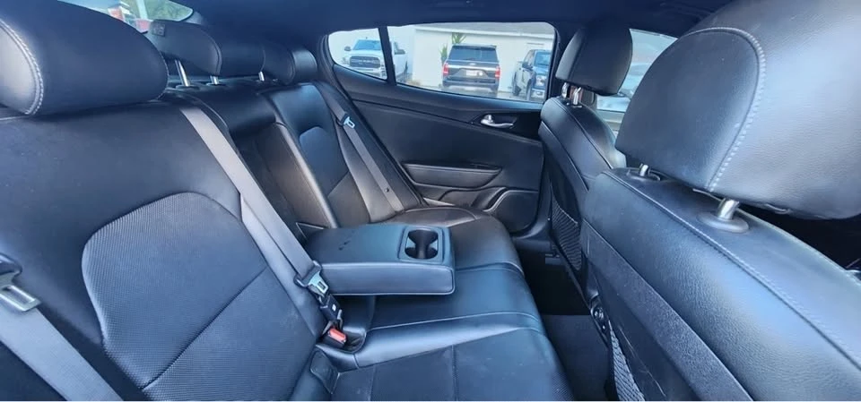 2022 Kia Stinger - Image 16 of 20