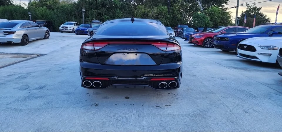2022 Kia Stinger - Image 8 of 20
