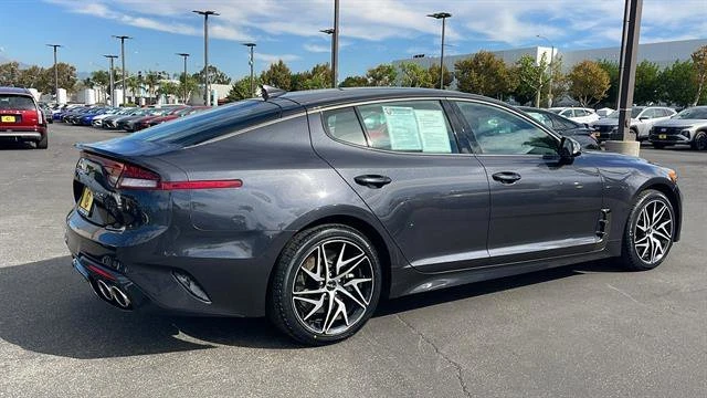 2022 Kia Stinger - Image 7 of 9