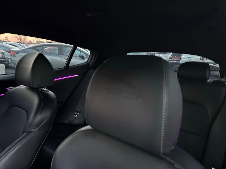2022 Kia Stinger GT - Image 14 of 18