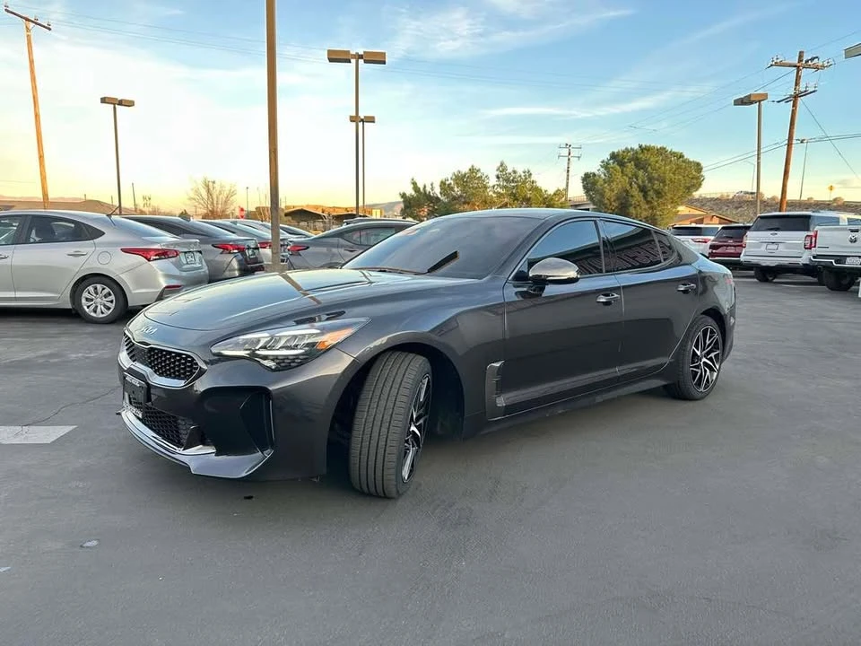 2022 Kia Stinger GT - Image 2 of 18