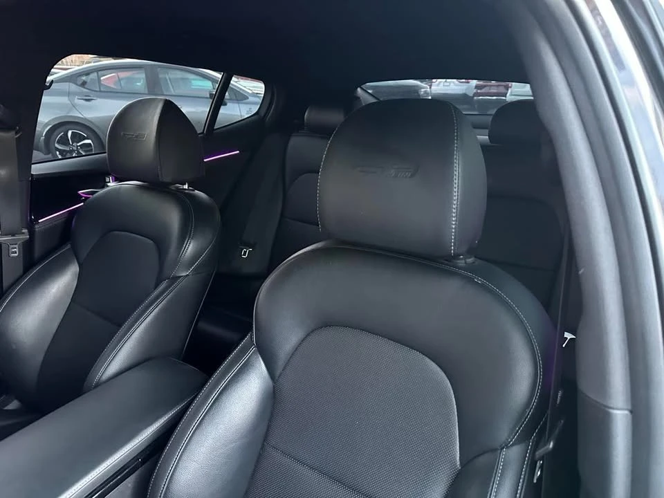 2022 Kia Stinger GT - Image 13 of 18