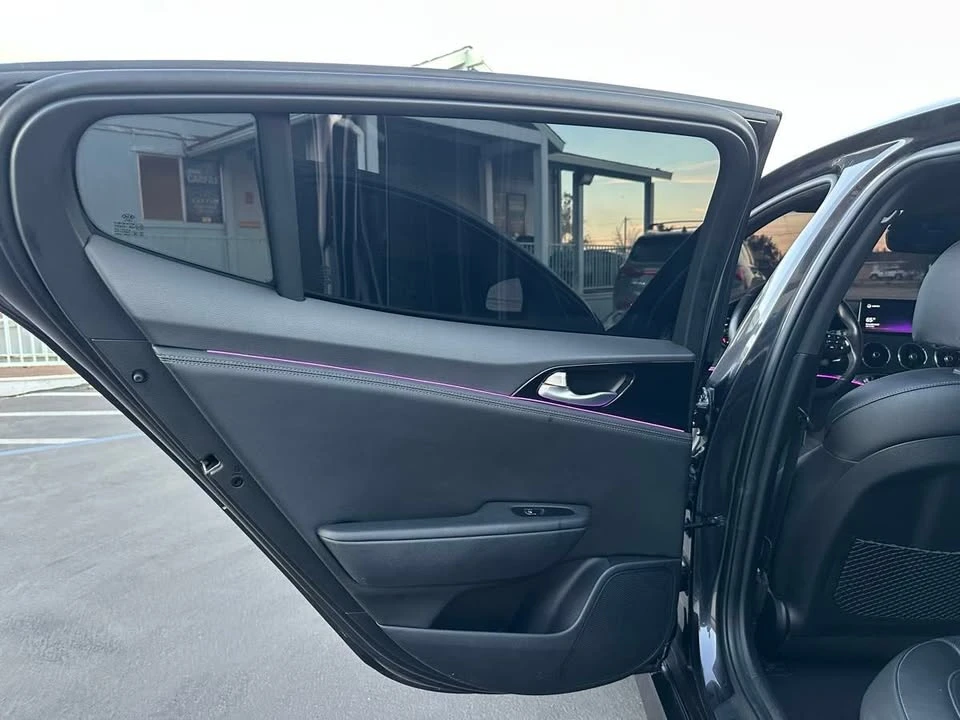 2022 Kia Stinger GT - Image 17 of 18
